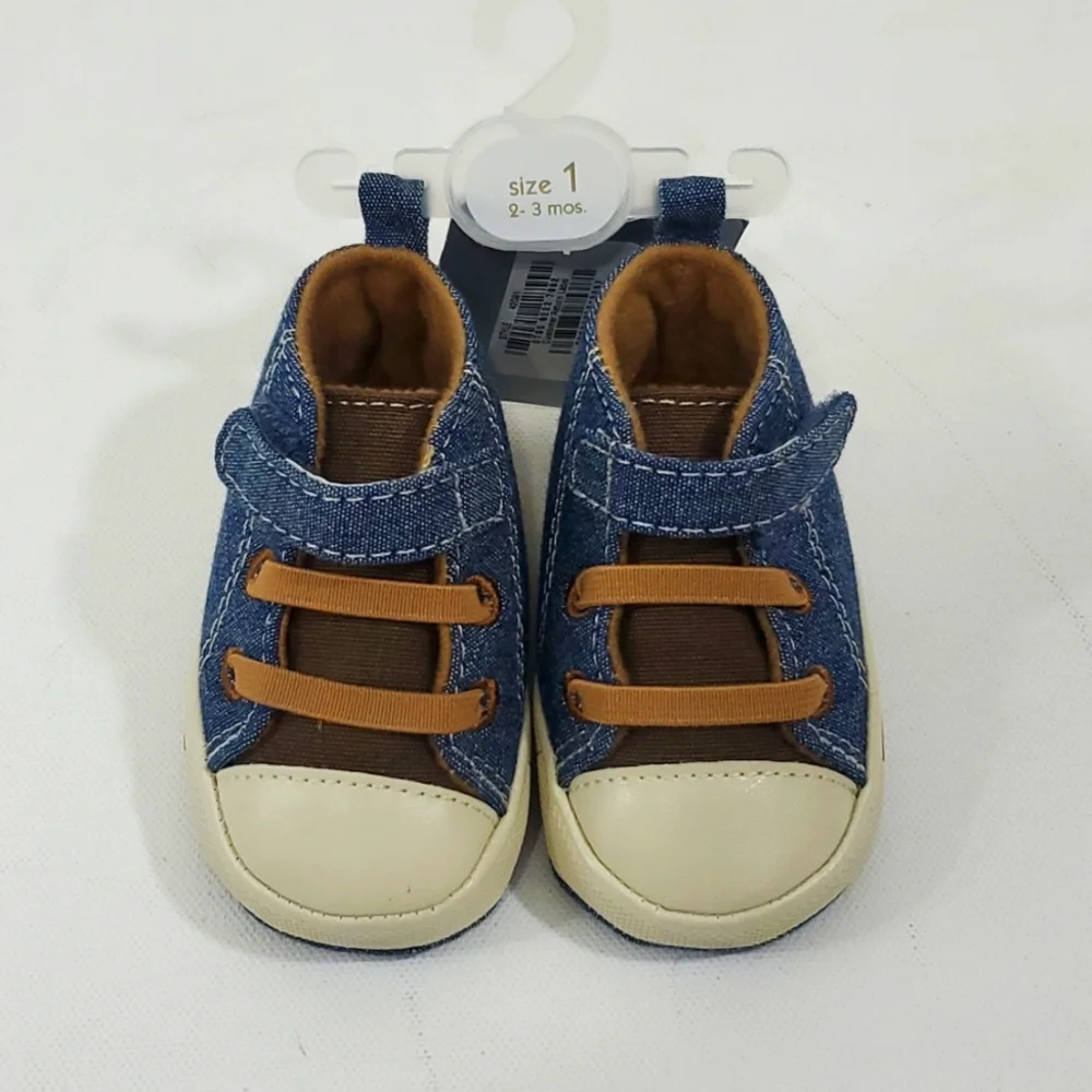 First impression crawling stage size 2-3 months
